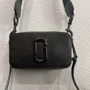 Marc Jacobs Snapshot